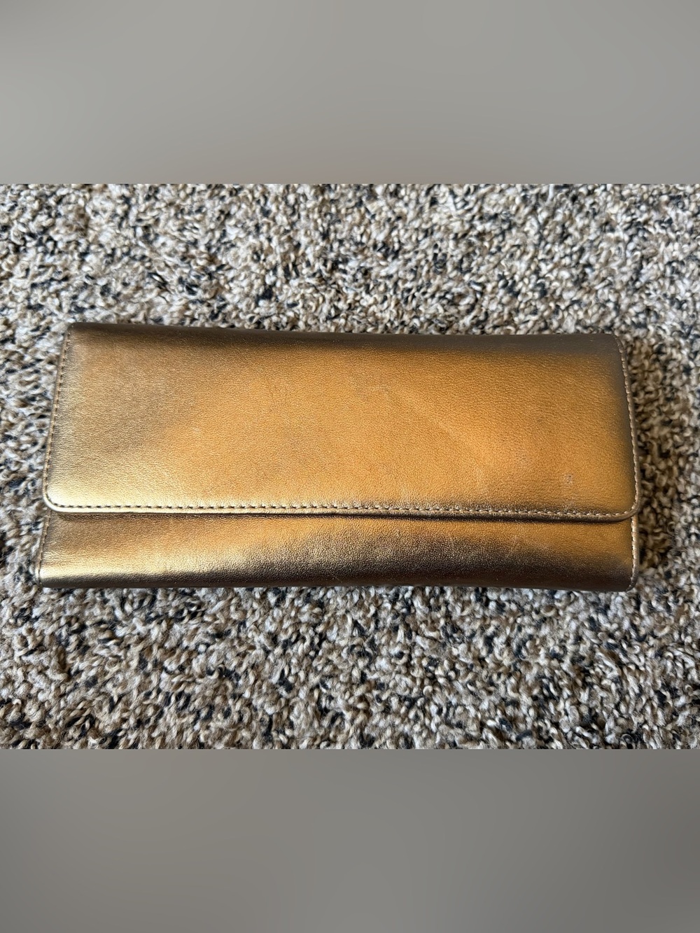 HOBO Gold Wallet - Picture 12 of 12